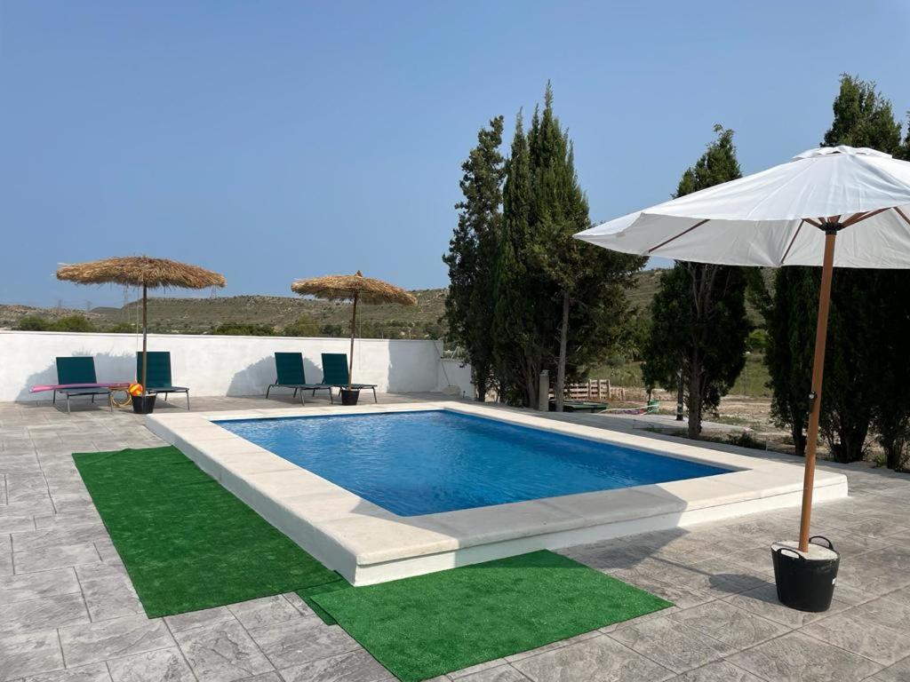 Casa Rural Con Piscina Climatizada Y Barbacoa A 10 Km De Alicante Y Playas, 3000 M2 De Terreno 엘체 외부 사진
