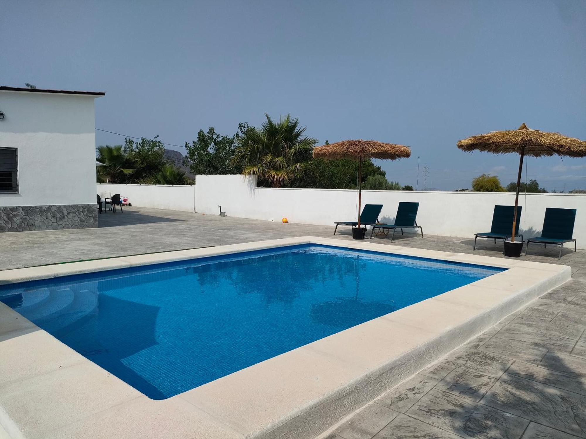 Casa Rural Con Piscina Climatizada Y Barbacoa A 10 Km De Alicante Y Playas, 3000 M2 De Terreno 엘체 외부 사진